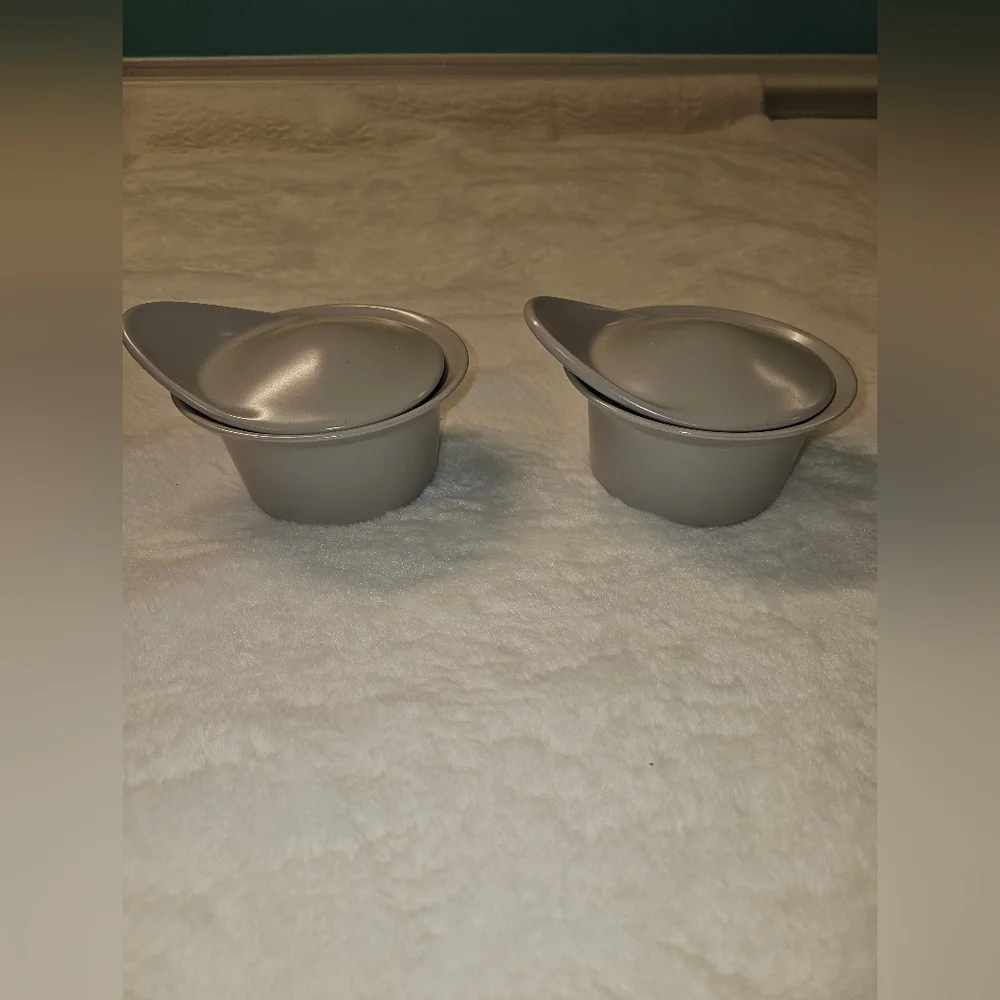 IKEA FARGKLAR Gray Baking/Serve ware Set